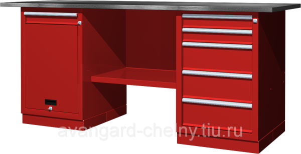 Верстак с двумя тумбами — тумба с дверцей и ящиком — тумба с 5 ящиками.